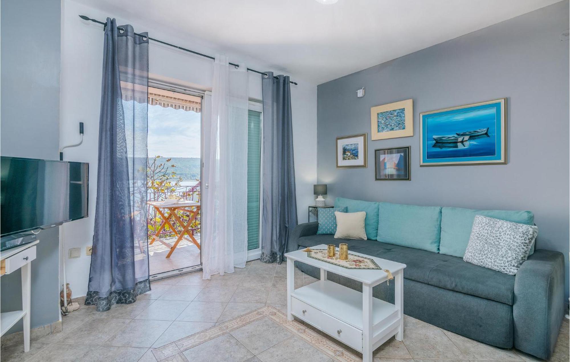 Gorgeous Apartment In Cizici With House Sea View Екстер'єр фото