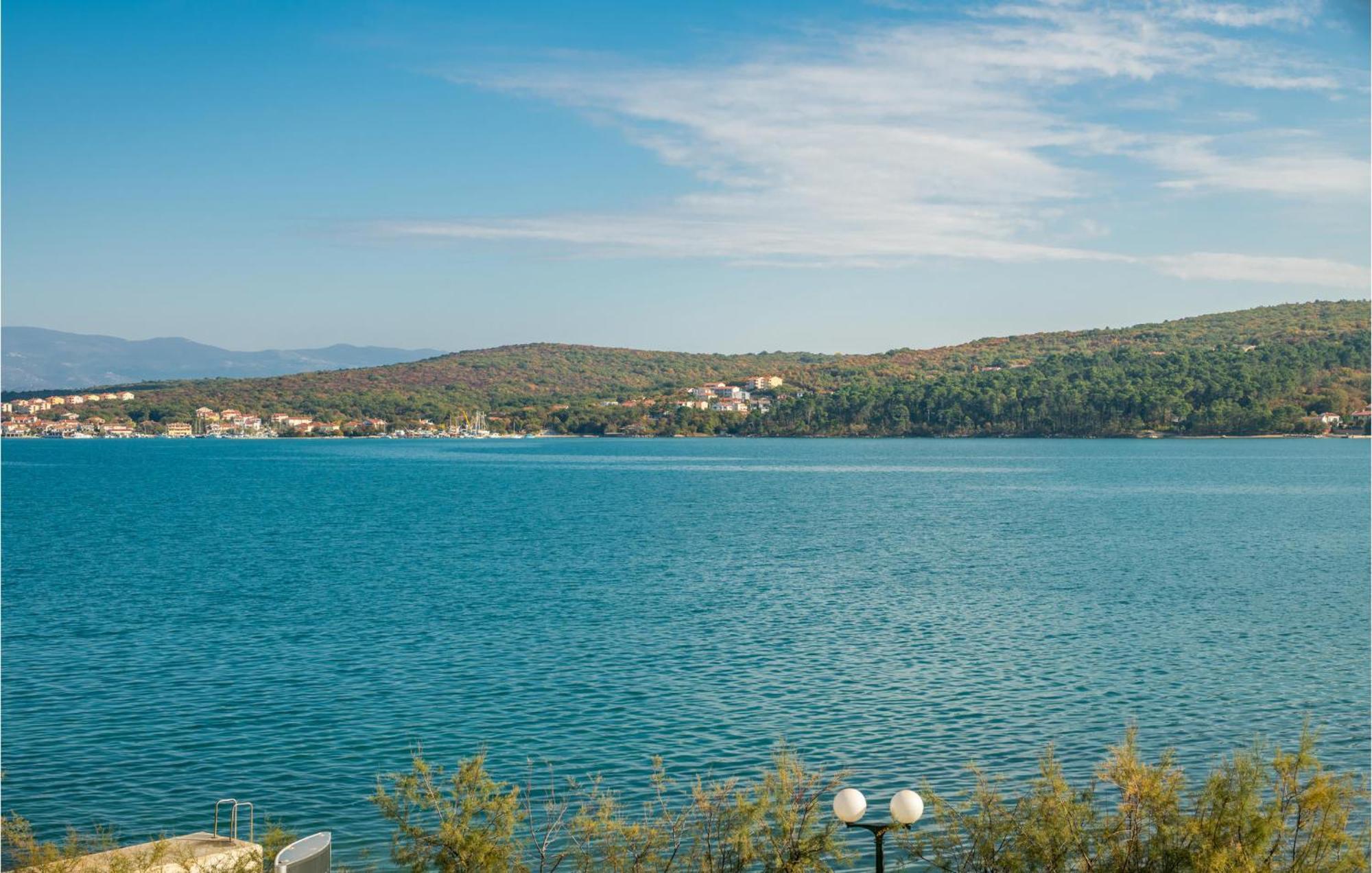 Gorgeous Apartment In Cizici With House Sea View Екстер'єр фото