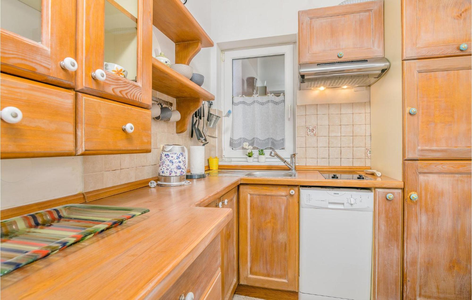 Gorgeous Apartment In Cizici With House Sea View Екстер'єр фото